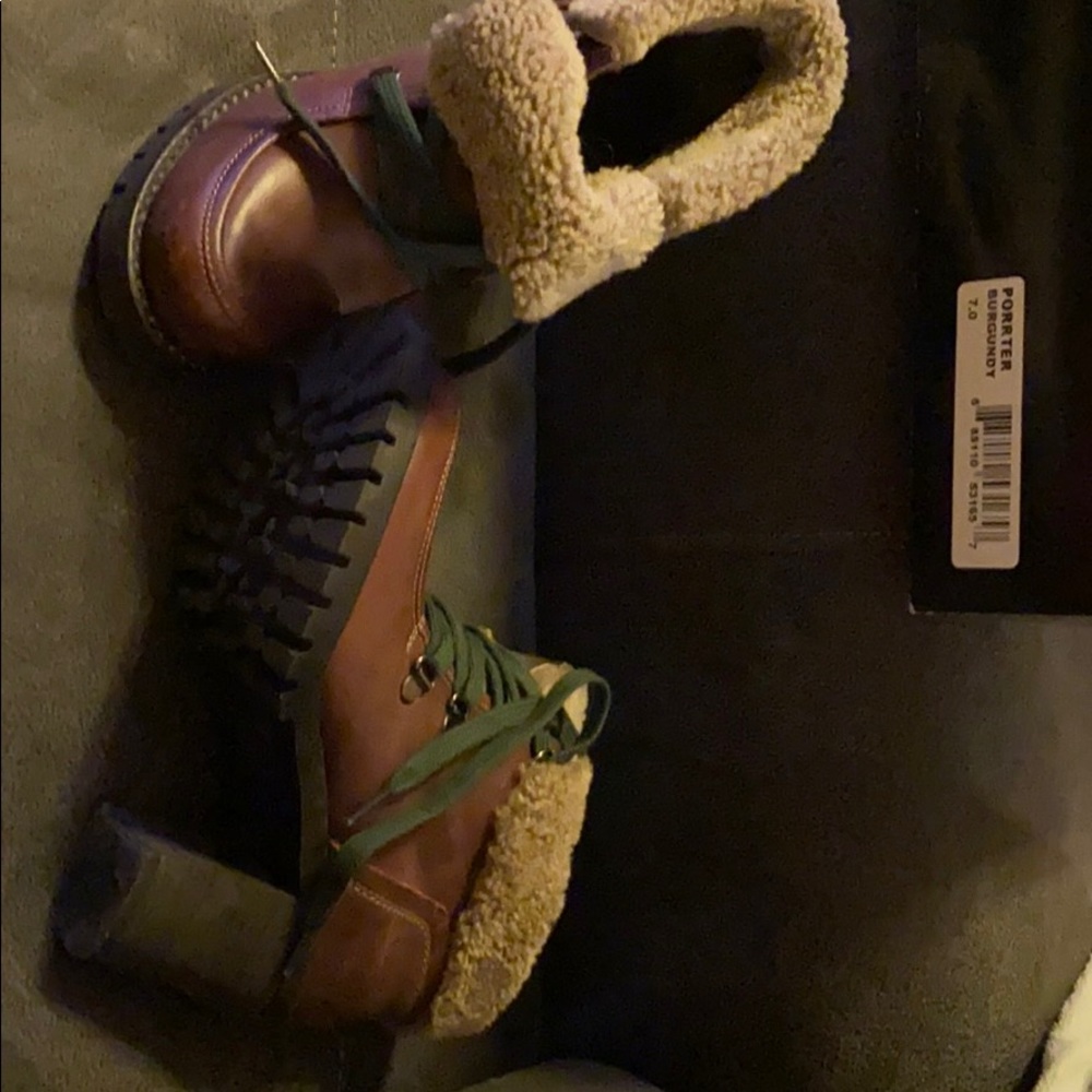 Steven Madden woman brown boots